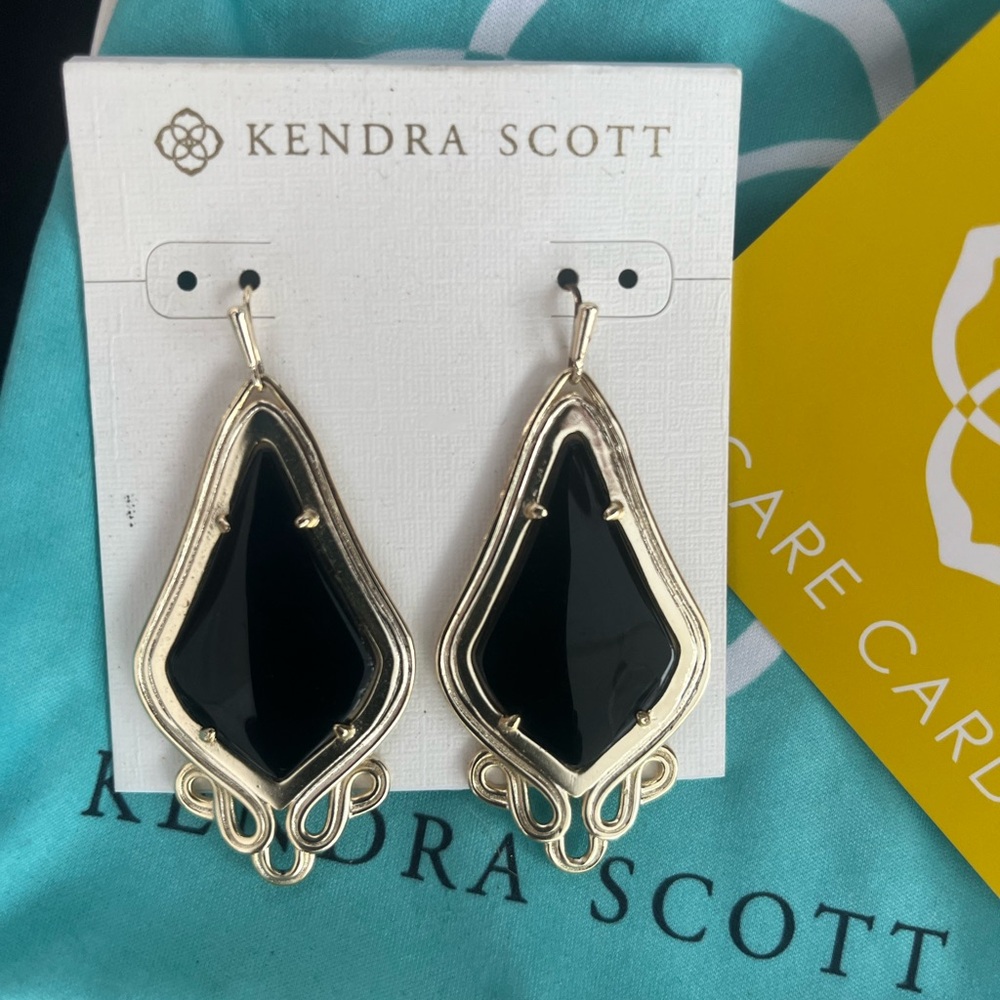 Kendra Scott Keira Black and Gold Earrings - Picture 2 of 3